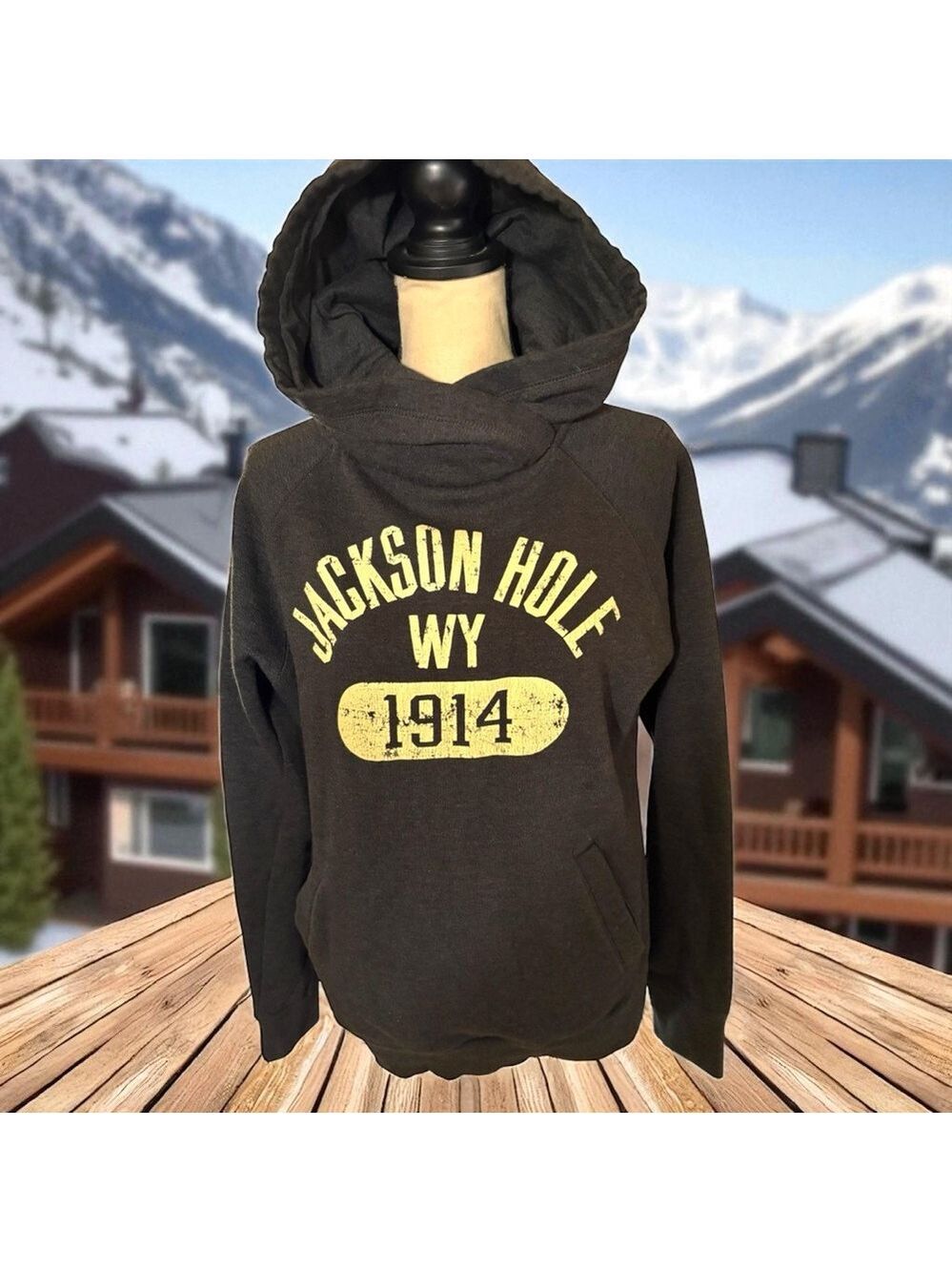 Outfitters Trading Co.-women’s medium hoodie. Jackson Hole WY. Dark gray. EUC!